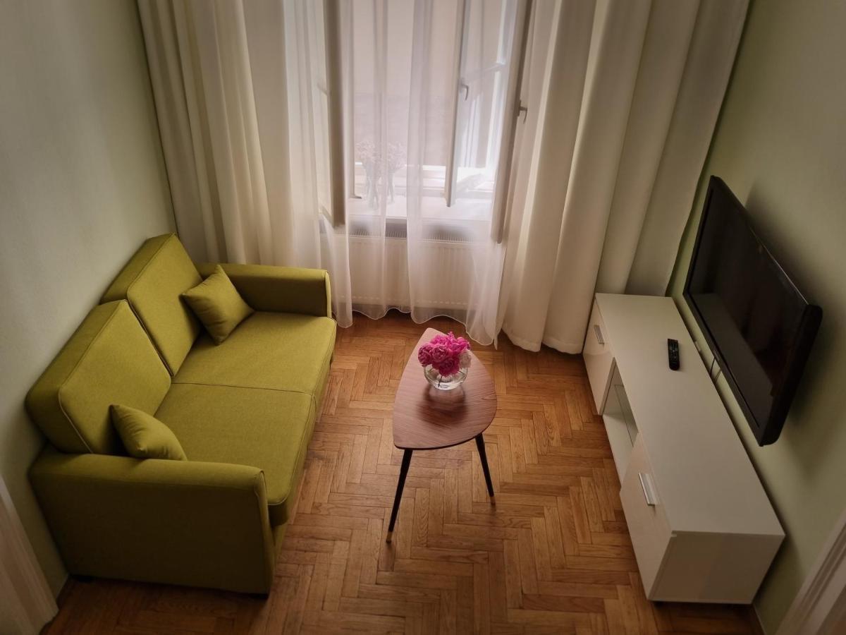 St. Mark Apartment كراكوفيا المظهر الخارجي الصورة