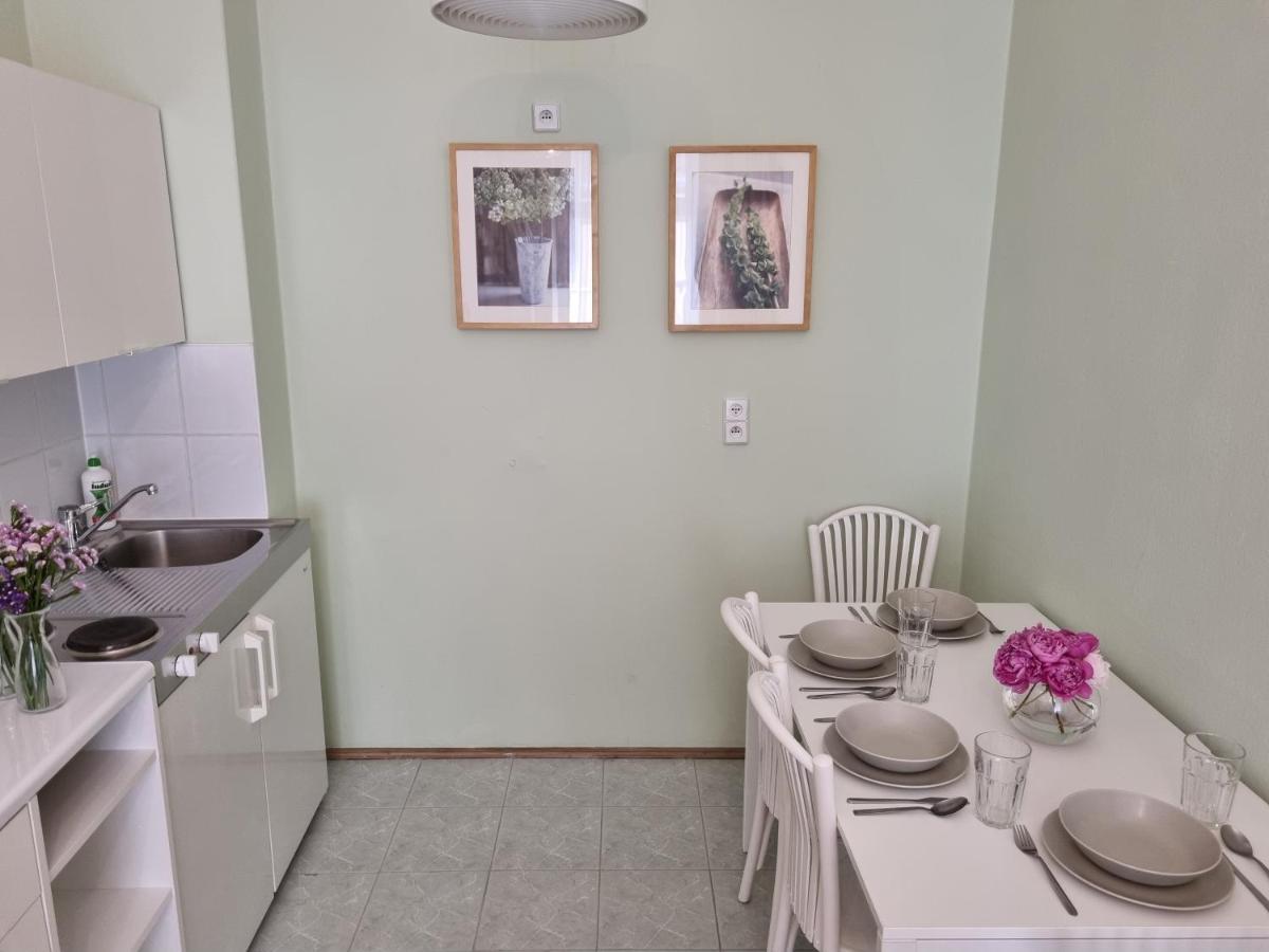 St. Mark Apartment كراكوفيا المظهر الخارجي الصورة